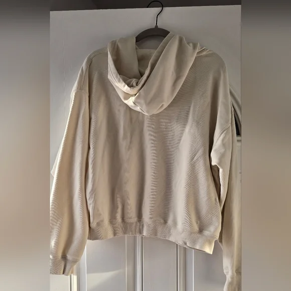 Fabletics Oversized Women’s Cozy Hoodie Cream/Oatmeal XL Pockets & Athleisure - Picture 3 of 6
